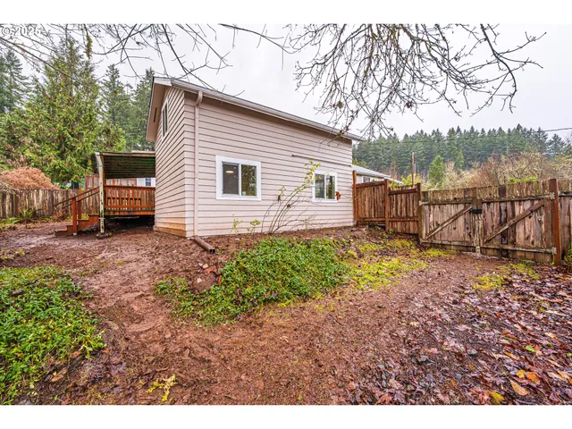 $385,000 | 225 21st Avenue, Sweet Home, OR 97386