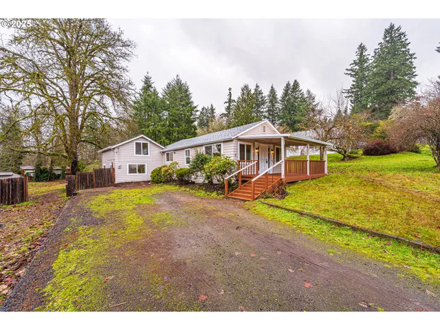 $385,000 | 225 21st Avenue, Sweet Home, OR 97386