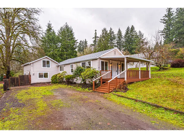 $385,000 | 225 21st Avenue, Sweet Home, OR 97386