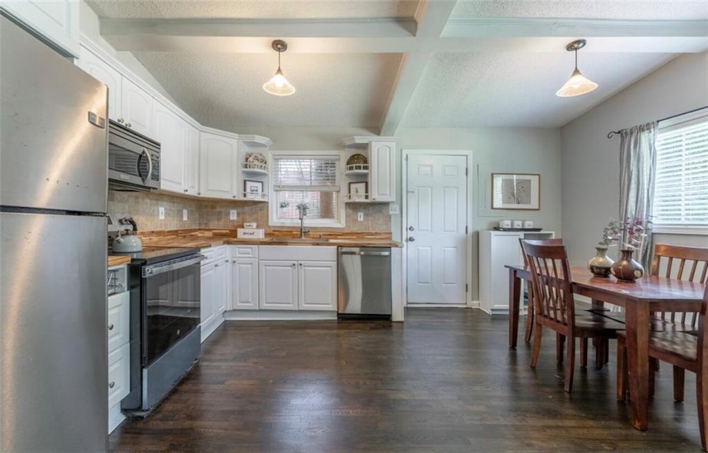 2237 Tilson Circle Decatur, GA 30032 - Photo 6 of 24