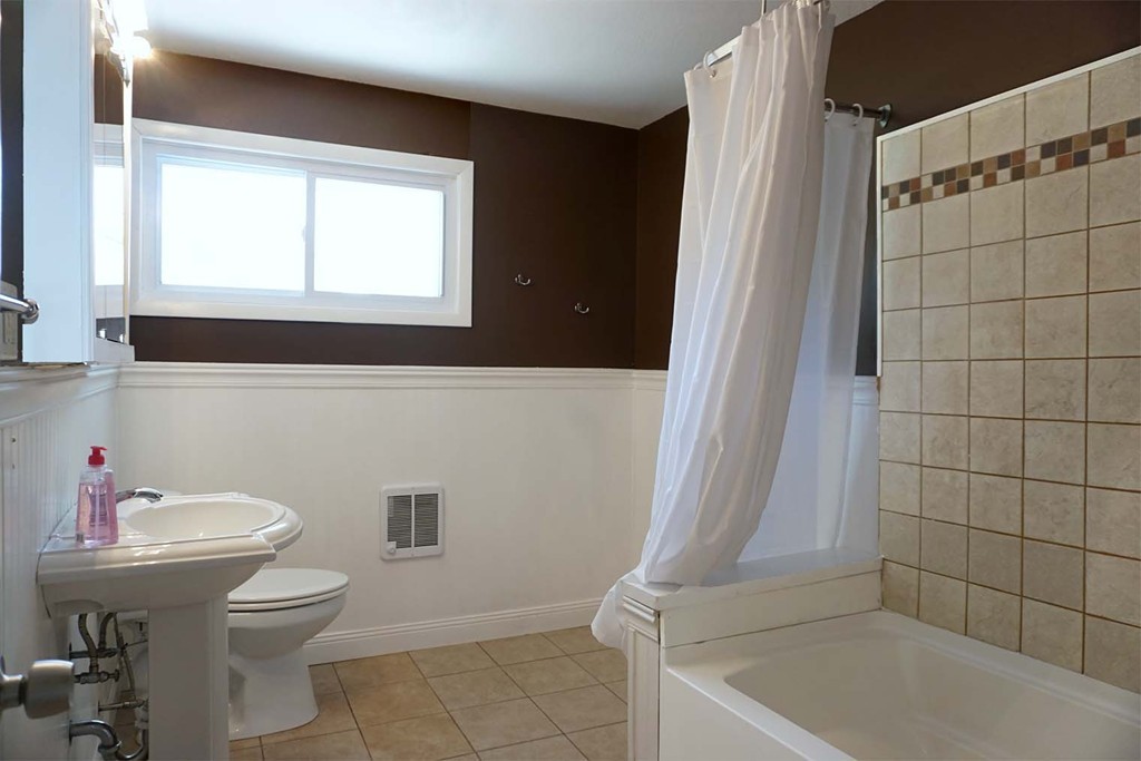 1 Bassett Road Holyoke, MA 01040 - Photo 12 of 21 Gallery Image 12