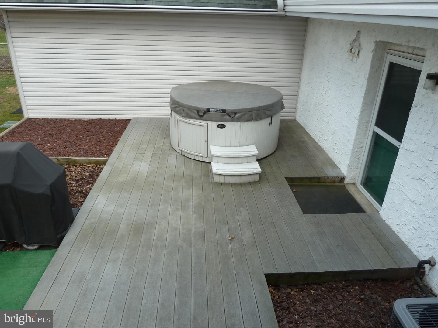 153 Bateman Road Langhorne, PA 19047 - Photo 22 of 25 Patio