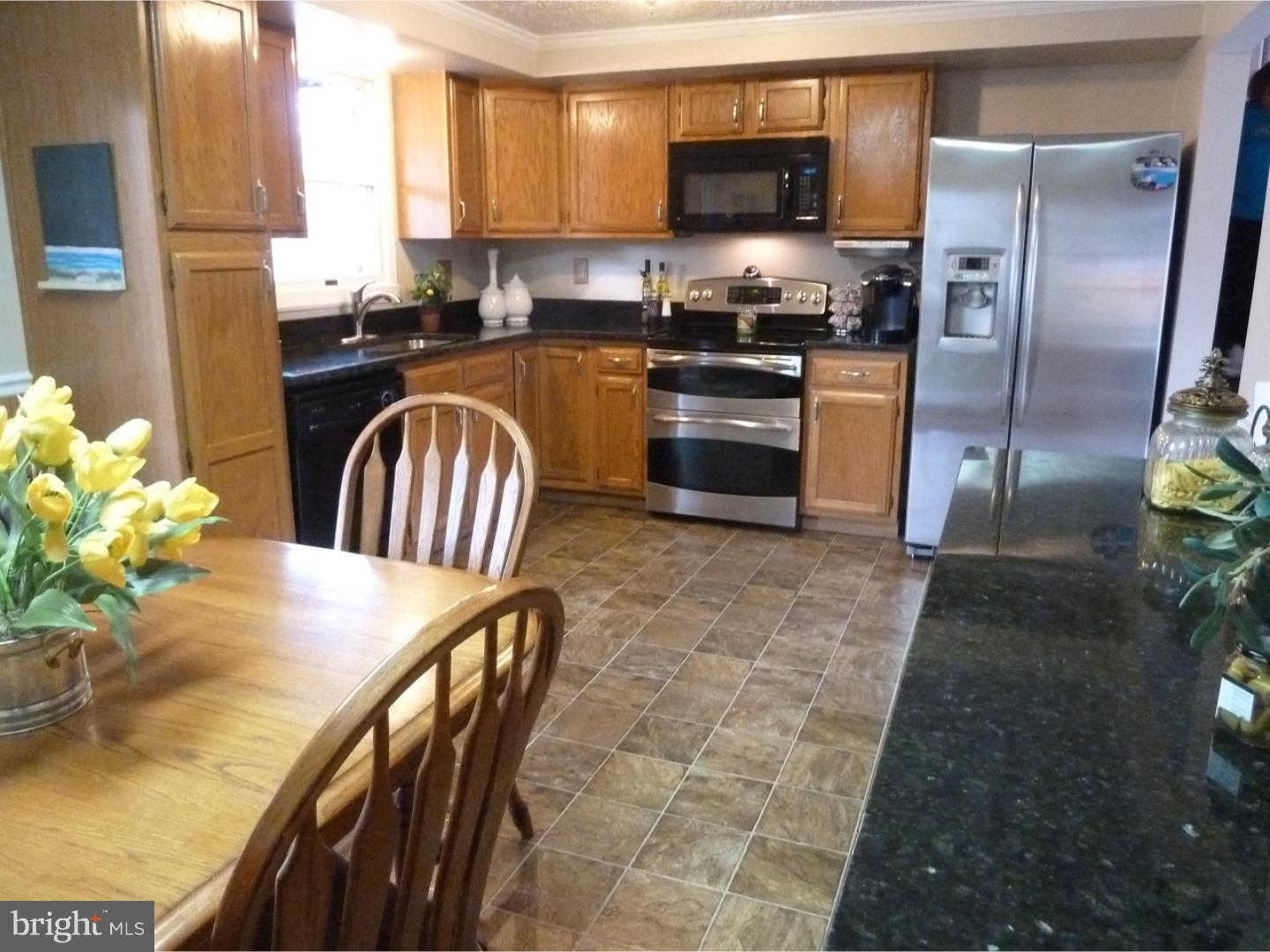 153 Bateman Road Langhorne, PA 19047 - Photo 4 of 25 Kitchen