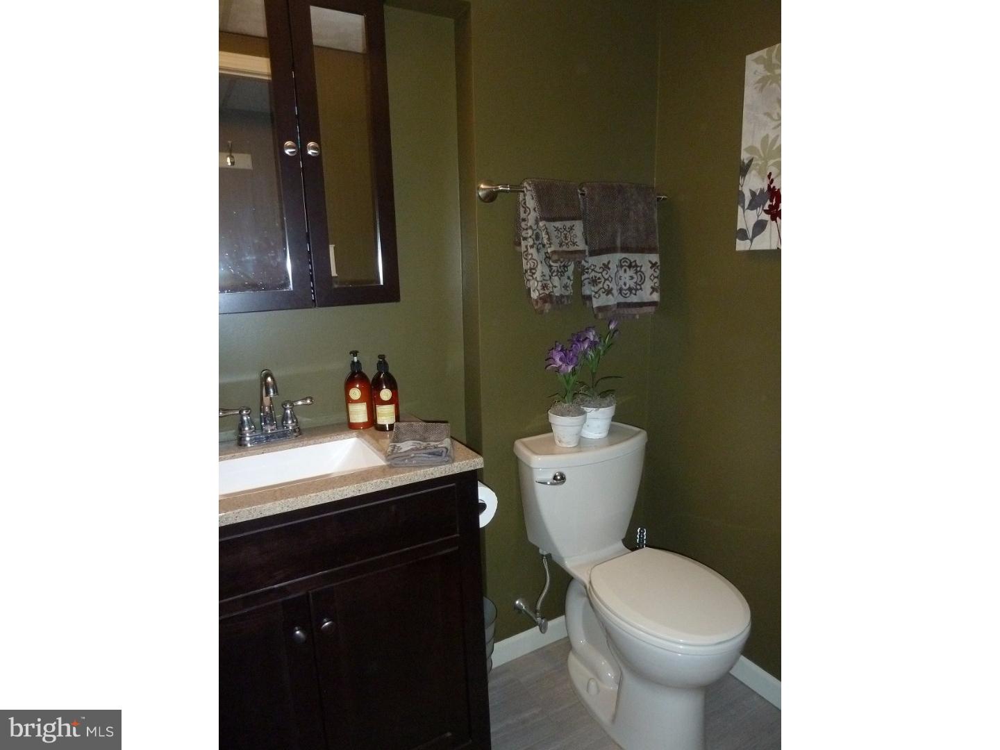 153 Bateman Road Langhorne, PA 19047 - Photo 9 of 25 Half Bath