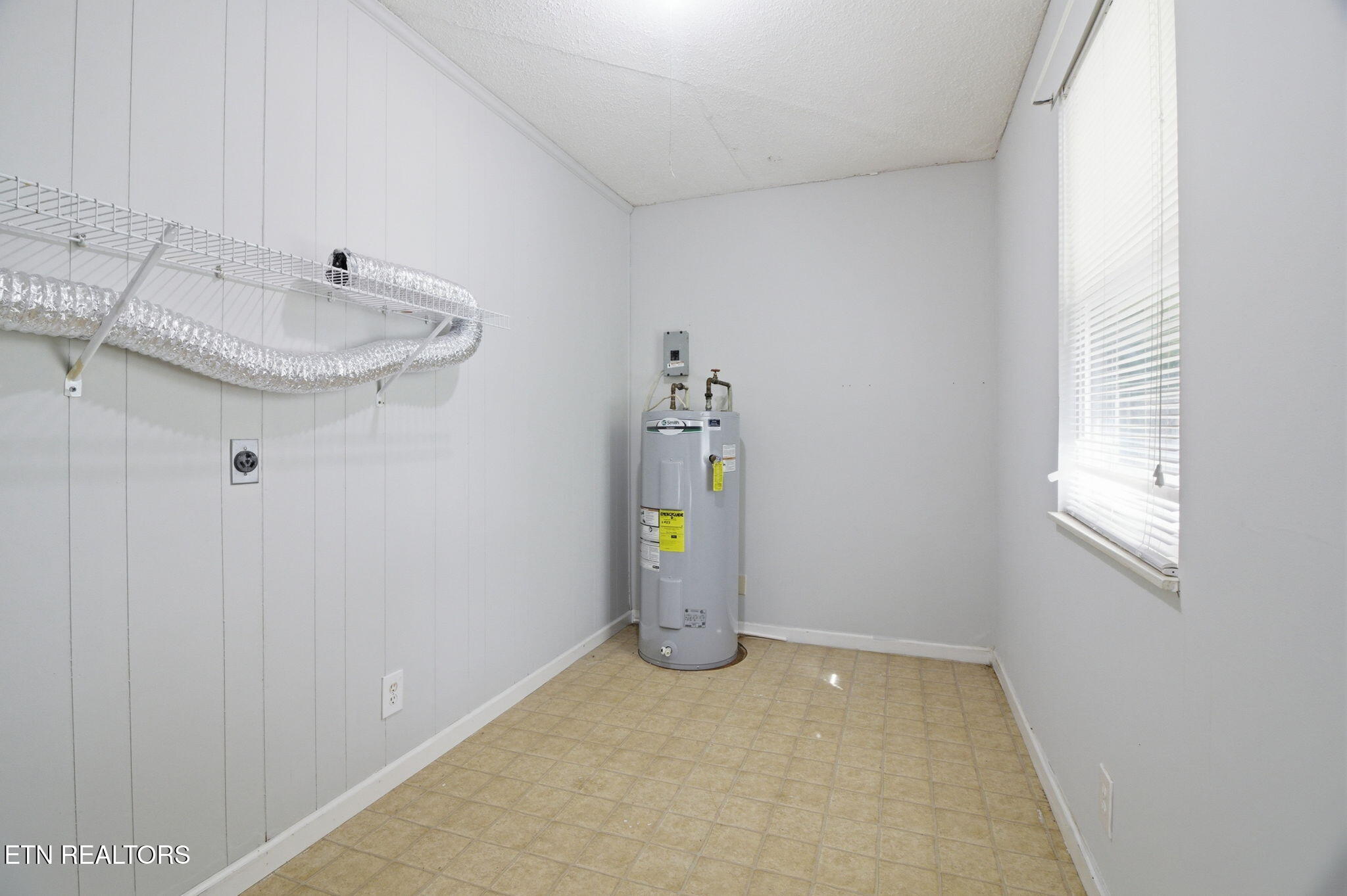 3420 Wexgate Road Knoxville, TN 37931 - Photo 14 of 41 29-web-or-mls-DZ3A1533