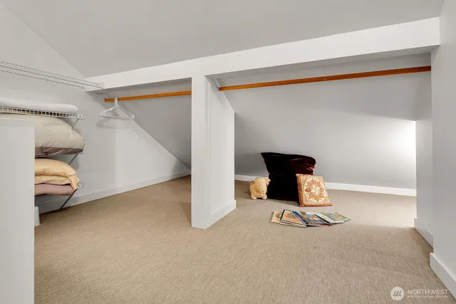 $1,100,000 | 6535 Sycamore Avenue Northwest, Seattle, WA 98117