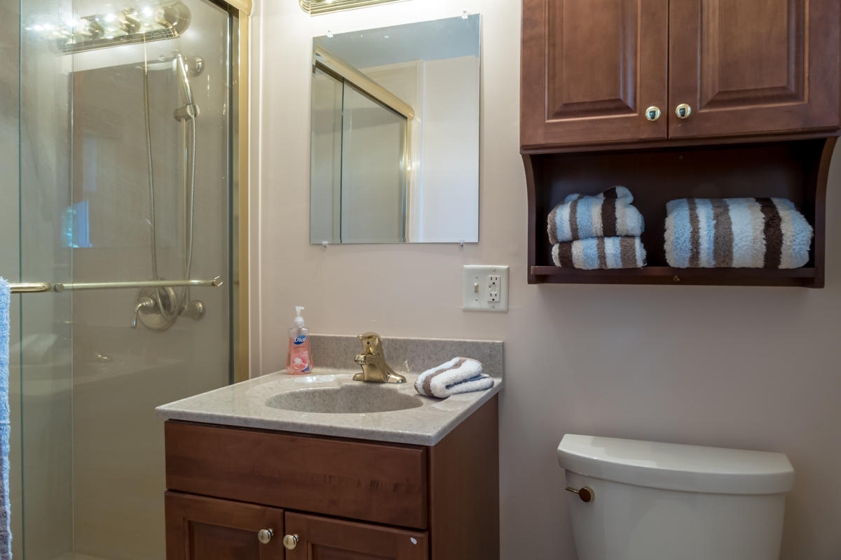 166 Lyons Point Road Gray, ME 04071 - Photo 20 of 42 31-Master Suite (5 of 5)