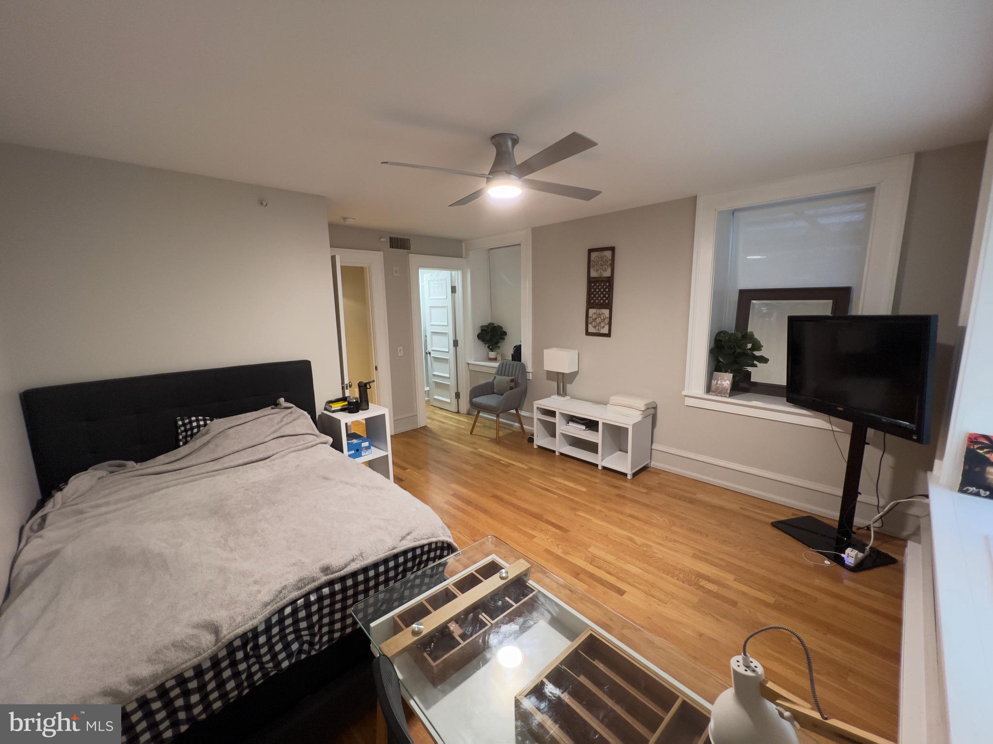 2126 Locust Street, Unit 1R Philadelphia, PA 19103 - Photo 47 of 65