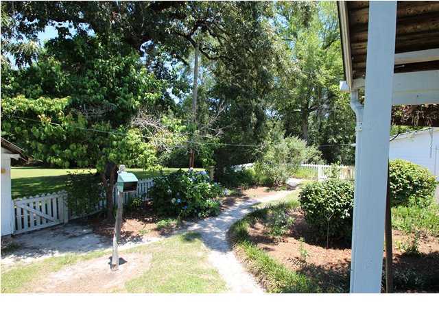 7530 Senterfitt Road Laurel Hill, FL 32567 - Photo 3 of 32 Gallery Image 3