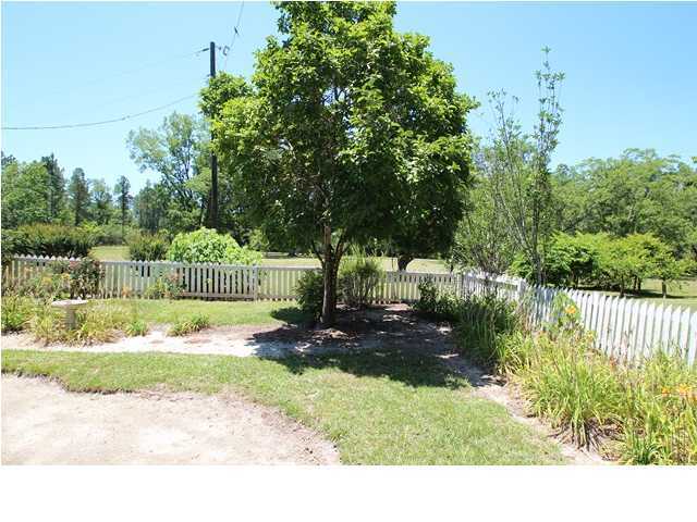 7530 Senterfitt Road Laurel Hill, FL 32567 - Photo 8 of 32 Gallery Image 8