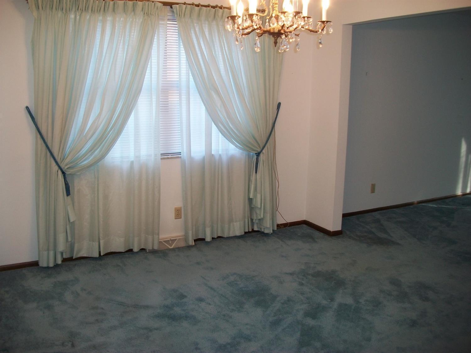 5810 Jessup Road Cincinnati, OH 45247 - Photo 6 of 30