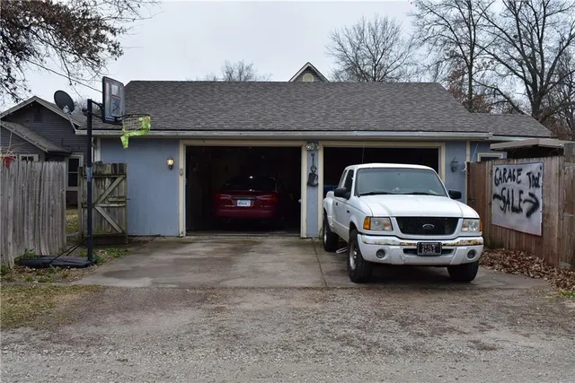 $165,000 | 102 Brown Avenue, Osawatomie, KS 66064