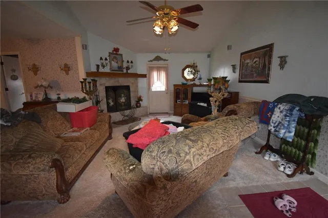 $165,000 | 102 Brown Avenue, Osawatomie, KS 66064