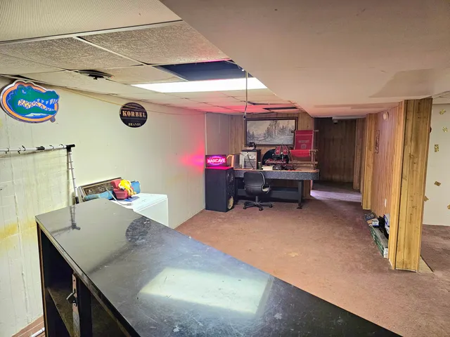 $180,000 | 229 Burr Oak Road, Burr Oak, MI 49030