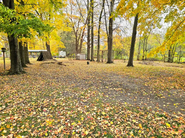 $180,000 | 229 Burr Oak Road, Burr Oak, MI 49030