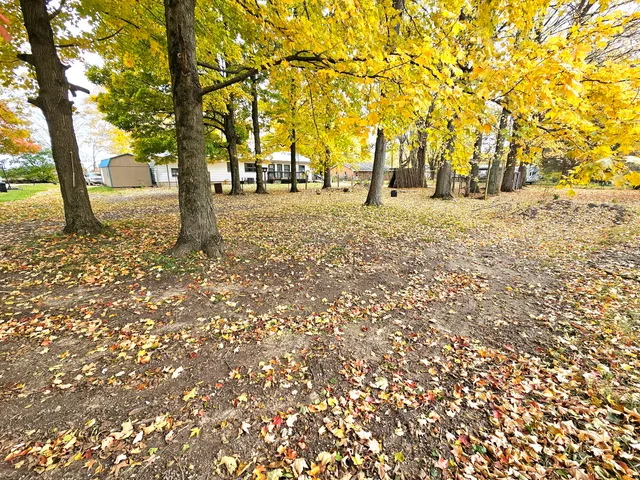 $180,000 | 229 Burr Oak Road, Burr Oak, MI 49030