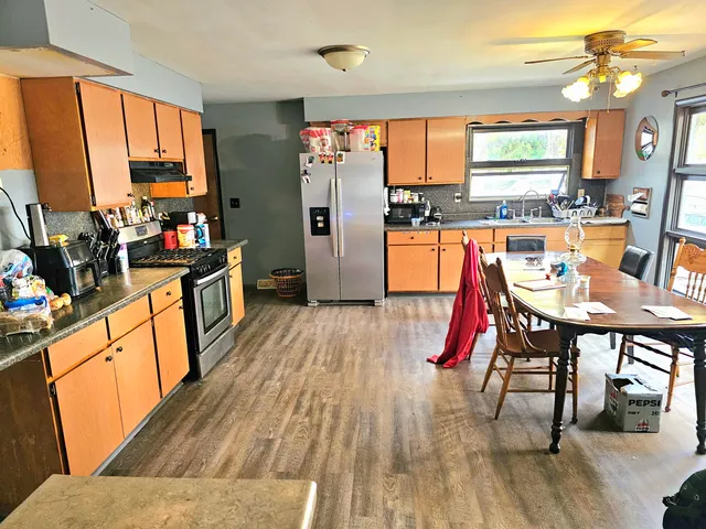 $180,000 | 229 Burr Oak Road, Burr Oak, MI 49030