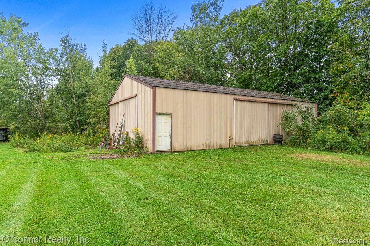 9119 Rynn Road Avoca, MI 48006 - Photo 15 of 20 9119 Rynn-17.jpg
