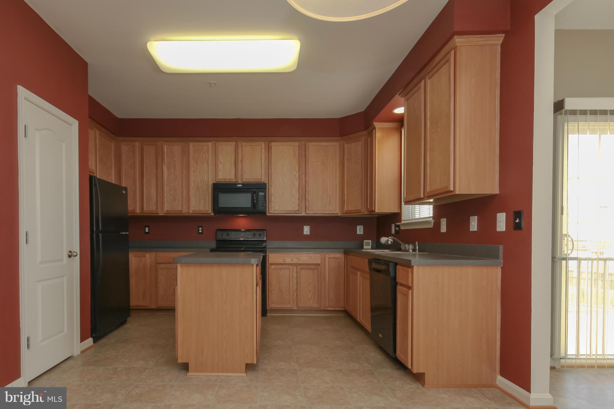 12923 Yellow Jacket Road Hagerstown, MD 21740 - Photo 11 of 30 Kitchen