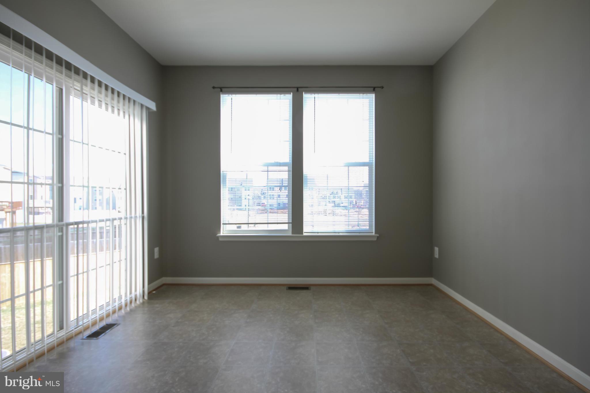 12923 Yellow Jacket Road Hagerstown, MD 21740 - Photo 16 of 30 Breakfast Room