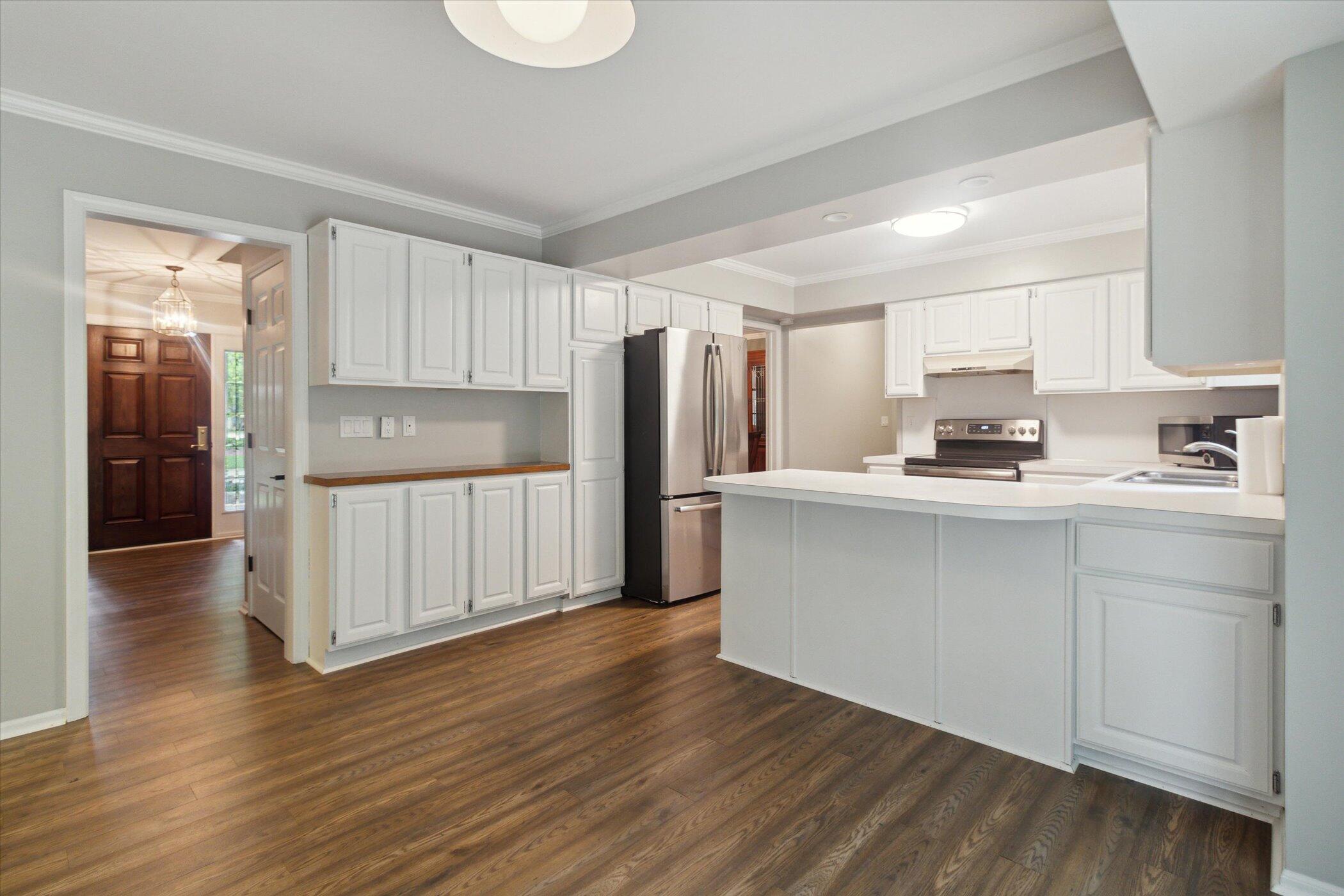 1189 Oakhampton Road Holland, MI 49424 - Photo 15 of 58 16-1189-Oakhampton-Rd-Holland-MI-49424-W