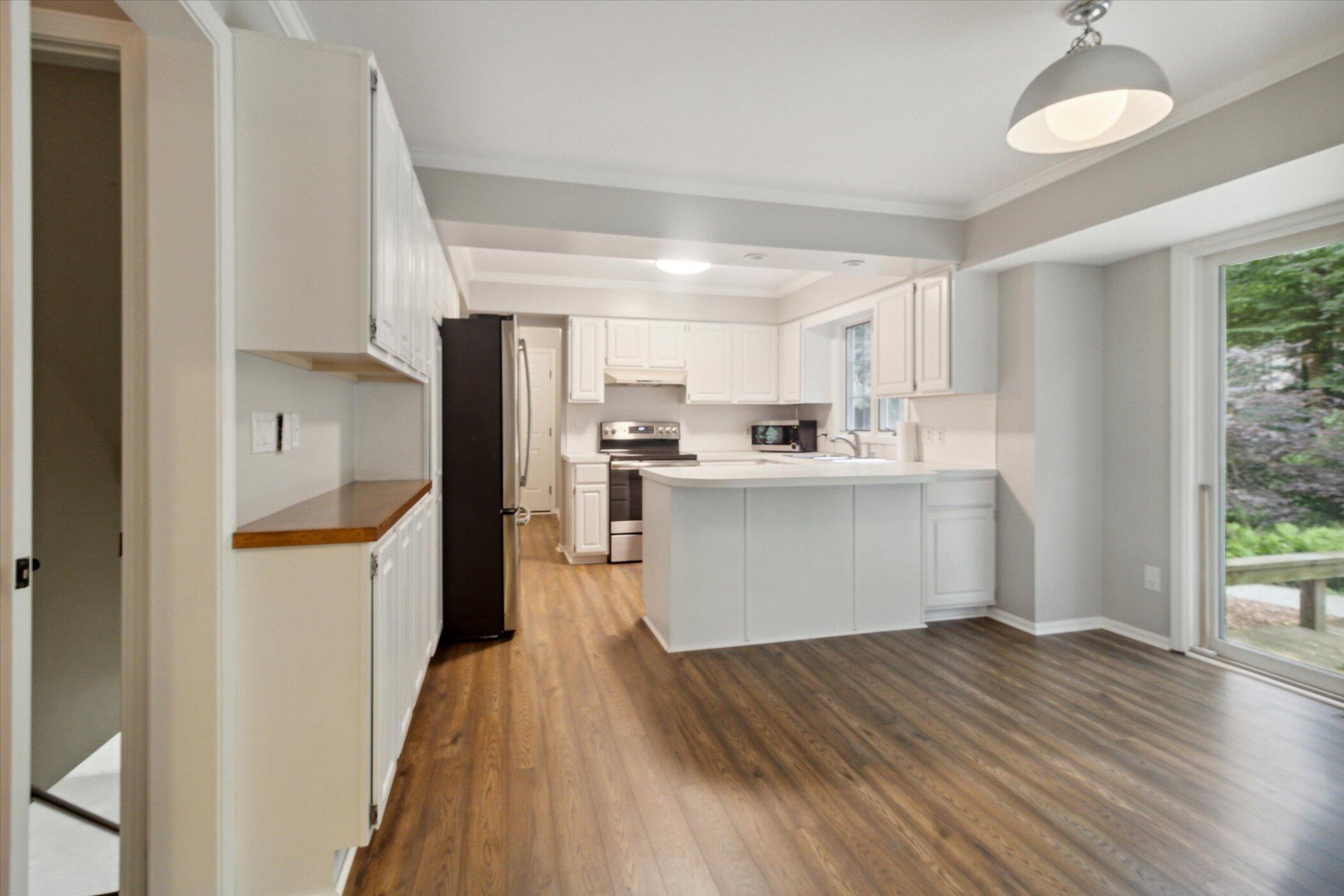 1189 Oakhampton Road Holland, MI 49424 - Photo 16 of 58 17-1189-Oakhampton-Rd-Holland-MI-49424-W
