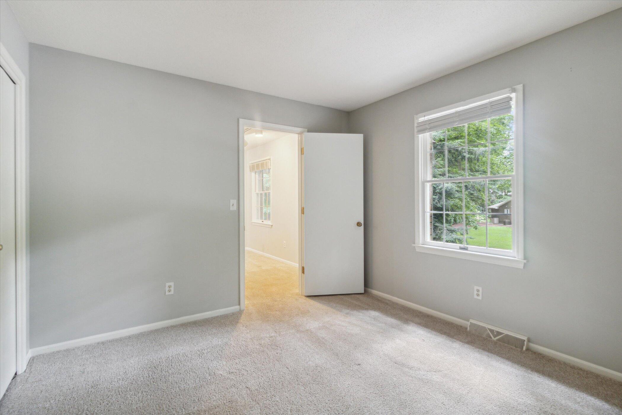 1189 Oakhampton Road Holland, MI 49424 - Photo 35 of 58 35-1189-Oakhampton-Rd-Holland-MI-49424-W