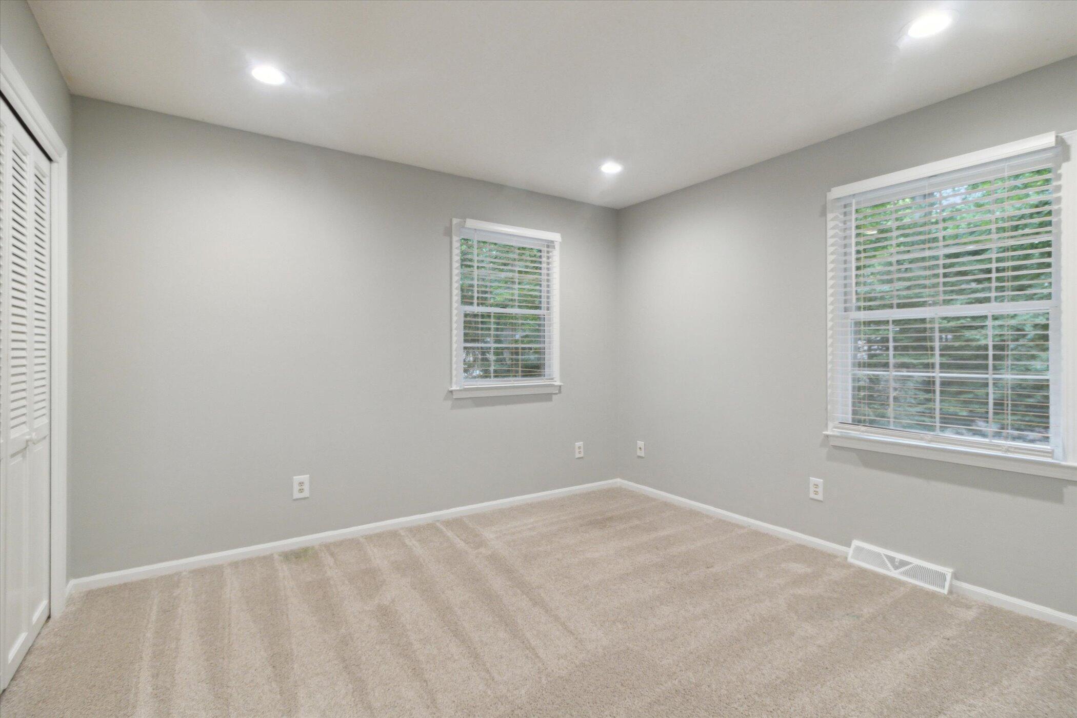 1189 Oakhampton Road Holland, MI 49424 - Photo 38 of 58 38-1189-Oakhampton-Rd-Holland-MI-49424-W