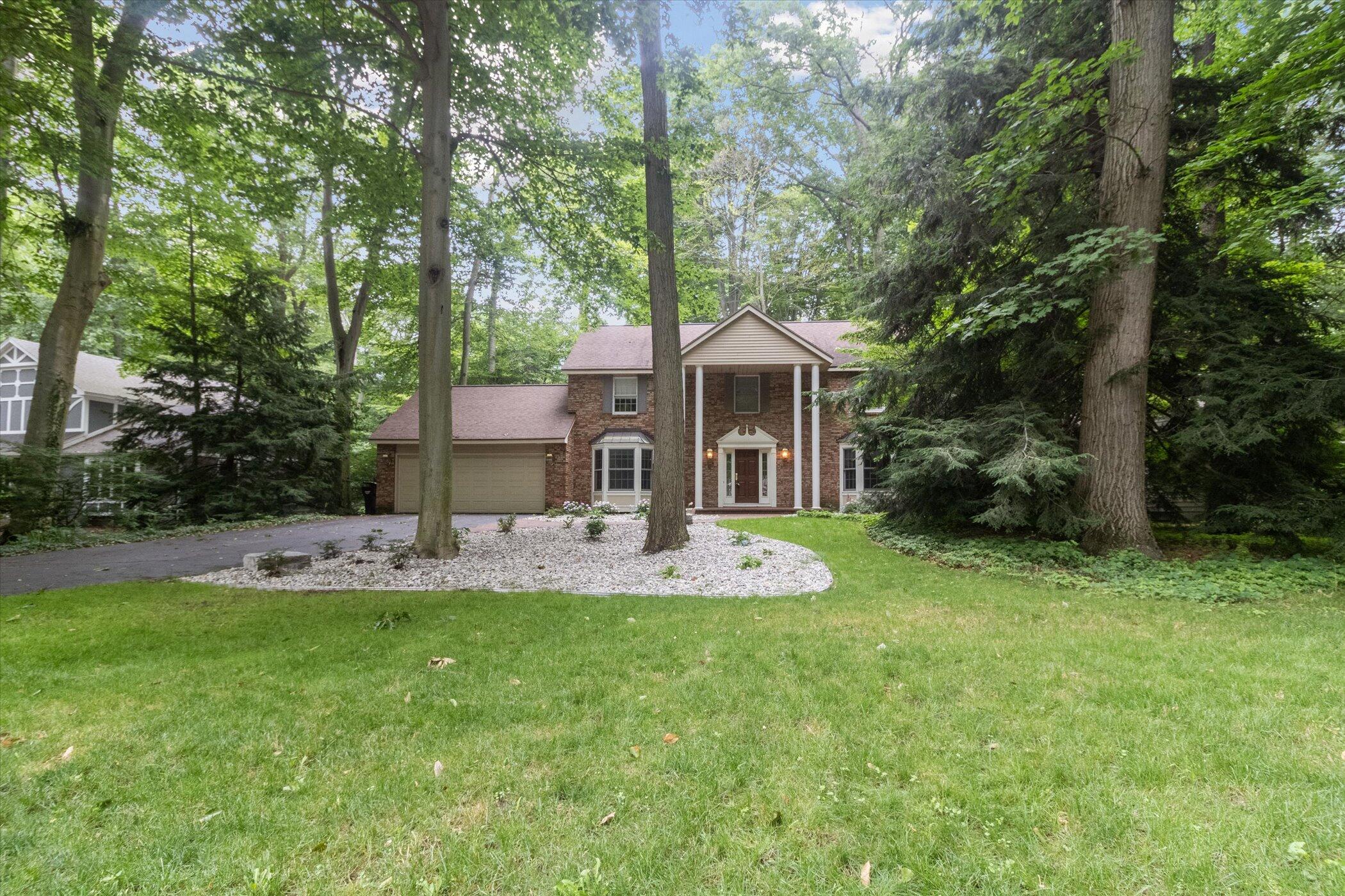 1189 Oakhampton Road Holland, MI 49424 - Photo 4 of 58 05-1189-Oakhampton-Rd-Holland-MI-49424-W