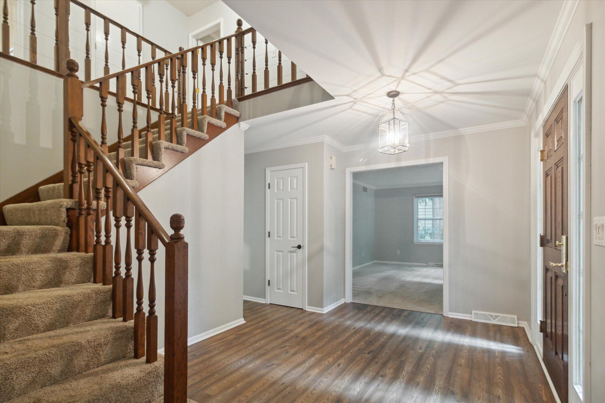 1189 Oakhampton Road Holland, MI 49424 - Photo 9 of 58 10-1189-Oakhampton-Rd-Holland-MI-49424-W