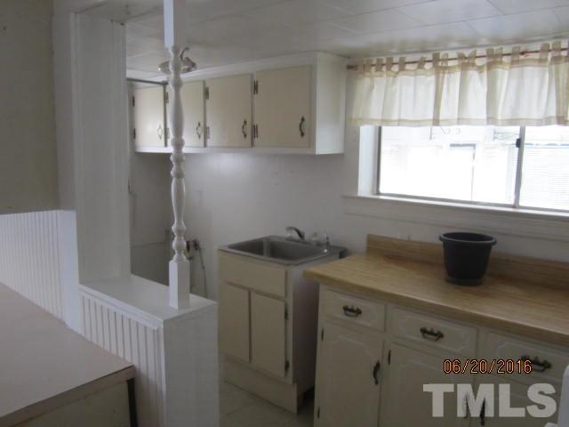 317 Garrett Street Roxboro, NC 27573 - Photo 14 of 17