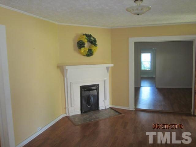 317 Garrett Street Roxboro, NC 27573 - Photo 5 of 17