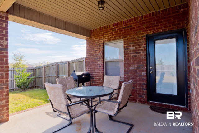 9395 Pembrook Loop Fairhope, AL 36532 - Photo 23 of 27 Large for Outdoor Dining