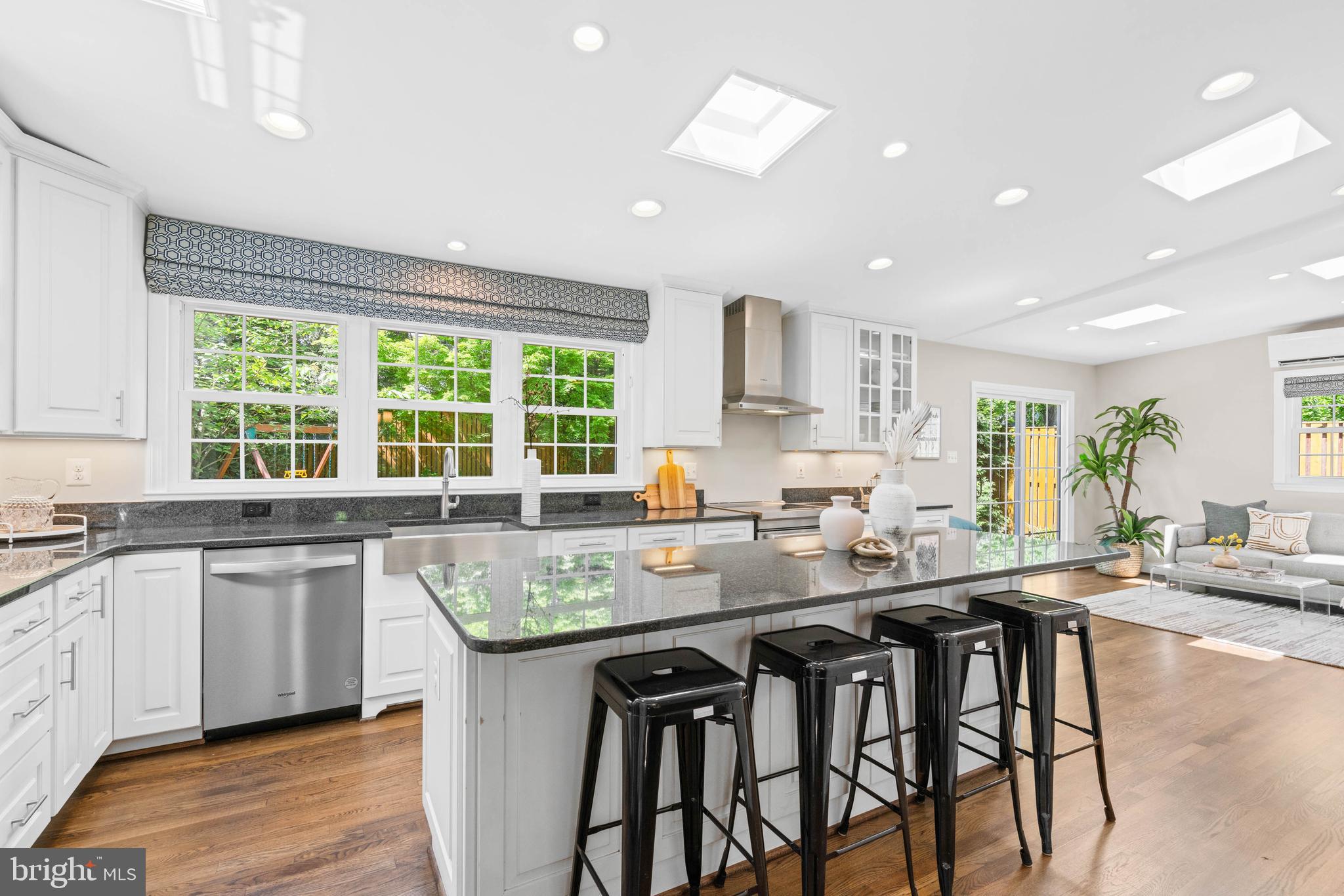 5018 Allan Road Bethesda, MD 20816 - Photo 22 of 84