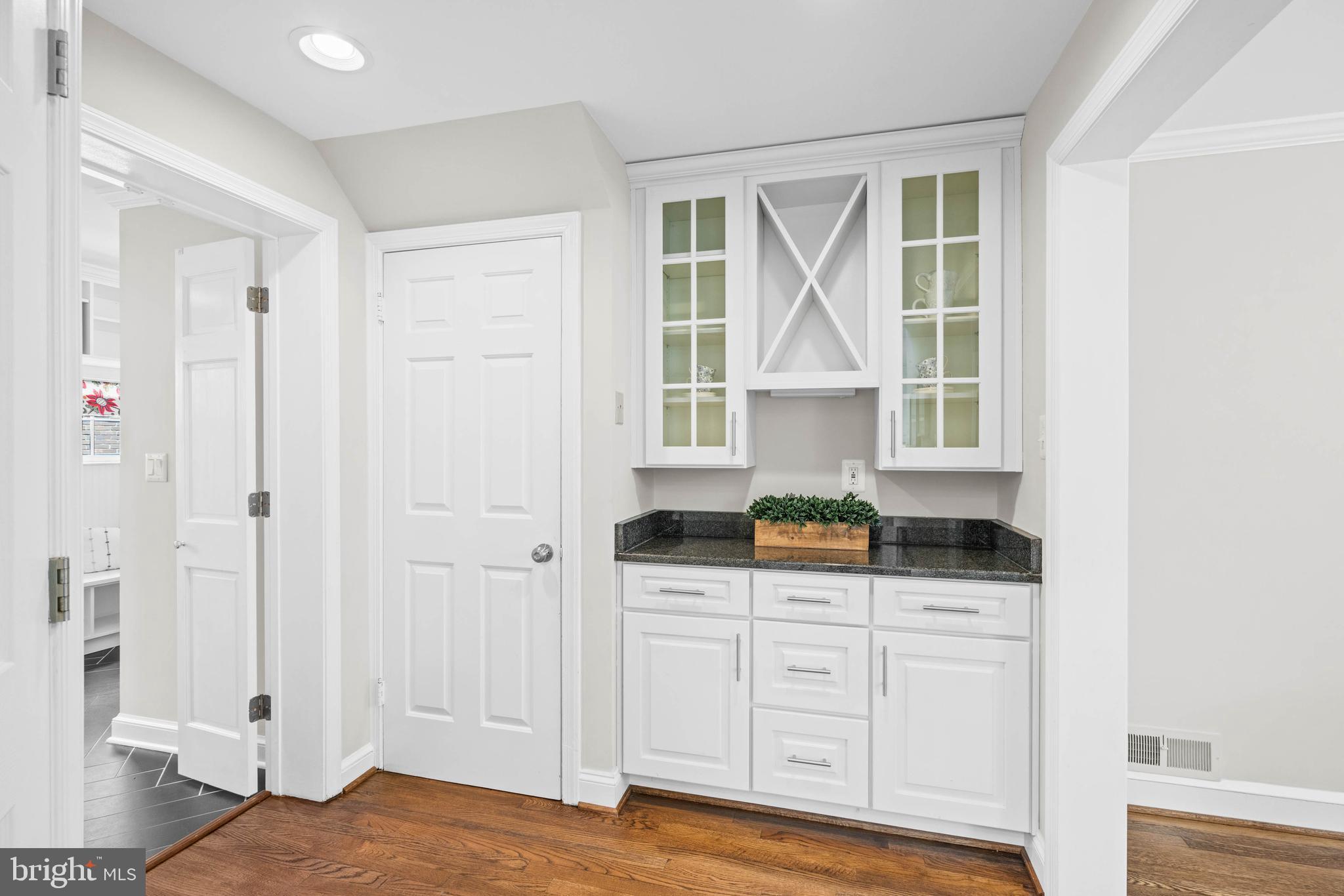 5018 Allan Road Bethesda, MD 20816 - Photo 37 of 84