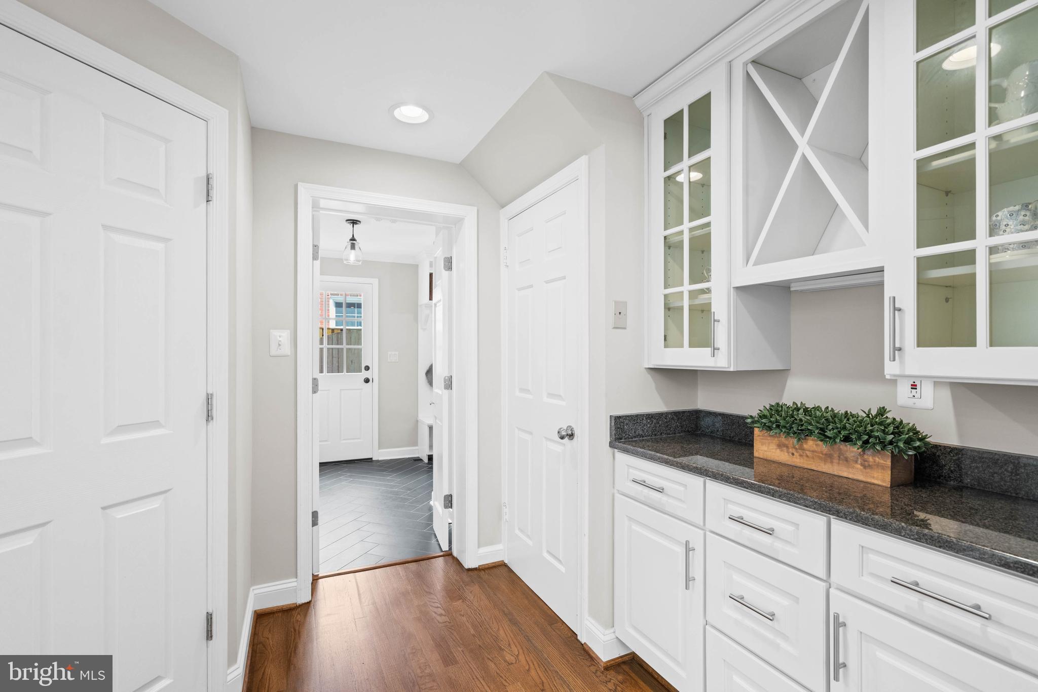 5018 Allan Road Bethesda, MD 20816 - Photo 38 of 84