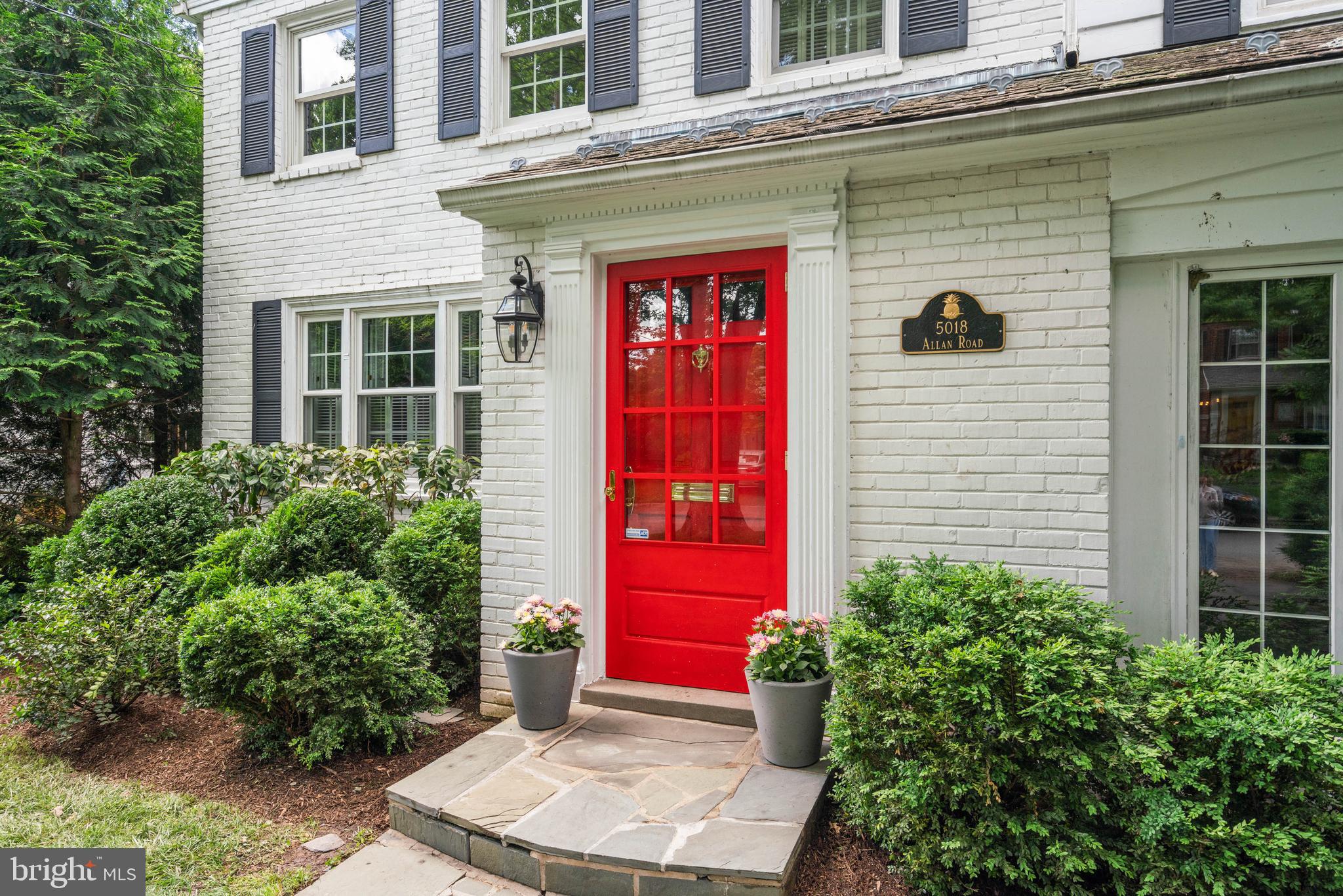 5018 Allan Road Bethesda, MD 20816 - Photo 4 of 84