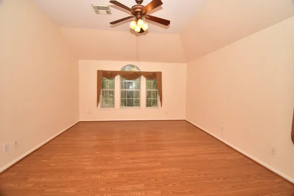 $2,500 | 3810 Buckley Lane, Missouri City, TX 77459