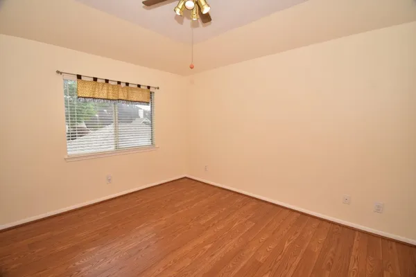 $2,500 | 3810 Buckley Lane, Missouri City, TX 77459
