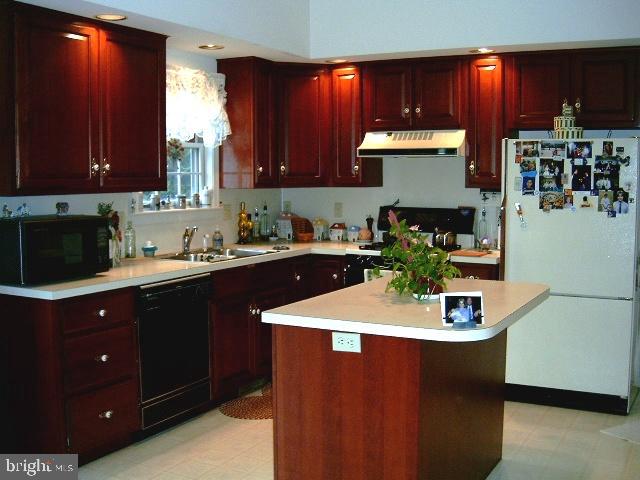 309 Koser Road Lititz, PA 17543 - Photo 3 of 10