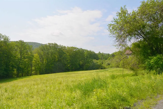 $325,000 | 154 Sunset Rock Road, Lebanon, NH 03766