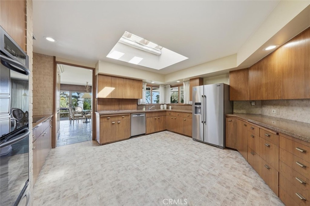 100 Saddleback Road Rolling Hills, CA 90274 - Photo 22 of 66