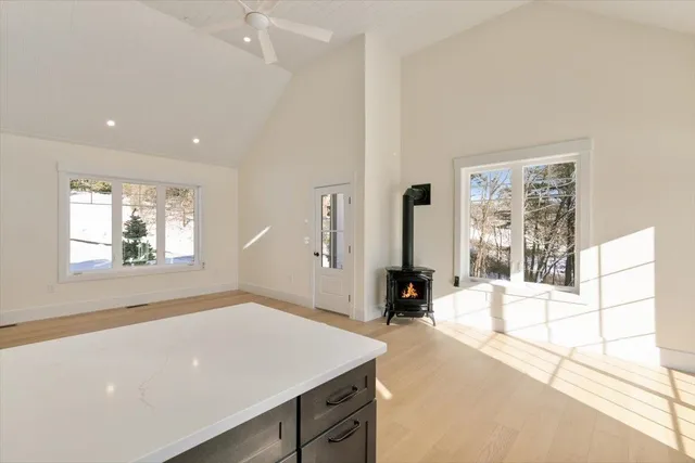 $3,500 | 639 East Broadway, Unit A, Haverhill, MA 01830