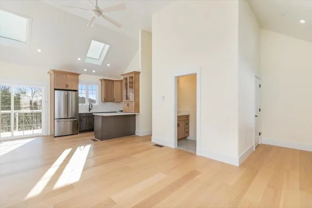 $3,500 | 639 East Broadway, Unit A, Haverhill, MA 01830