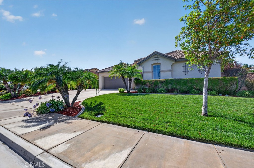 12687 Cathedral Ridge Way Riverside, CA 92503 - Photo 13 of 71
