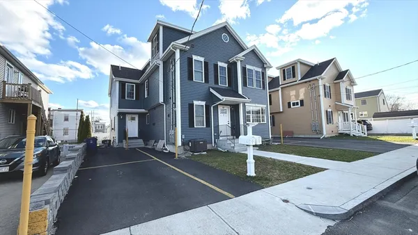 $4,900 | 42 Elmwood Avenue, Unit 2, Revere, MA 02151