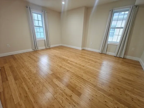 $4,900 | 42 Elmwood Avenue, Unit 2, Revere, MA 02151