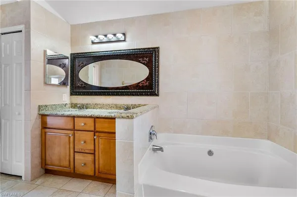 $1,850 | 1715 Northeast 2nd Avenue, Cape Coral, FL 33909