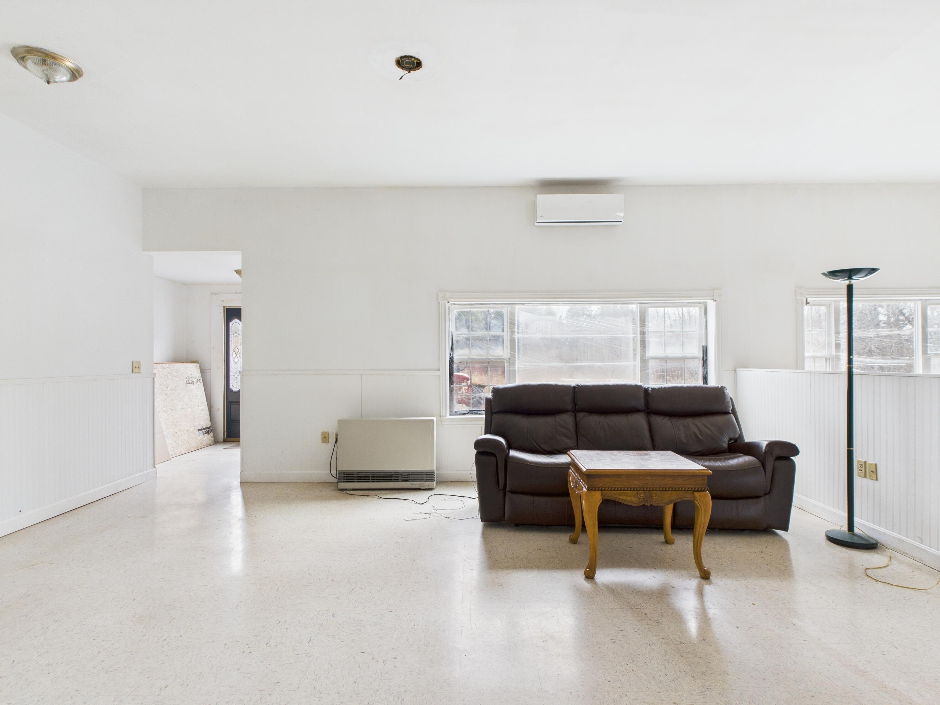 1056 Washburn Road Washburn, ME 04786 - Photo 11 of 30 Living Room