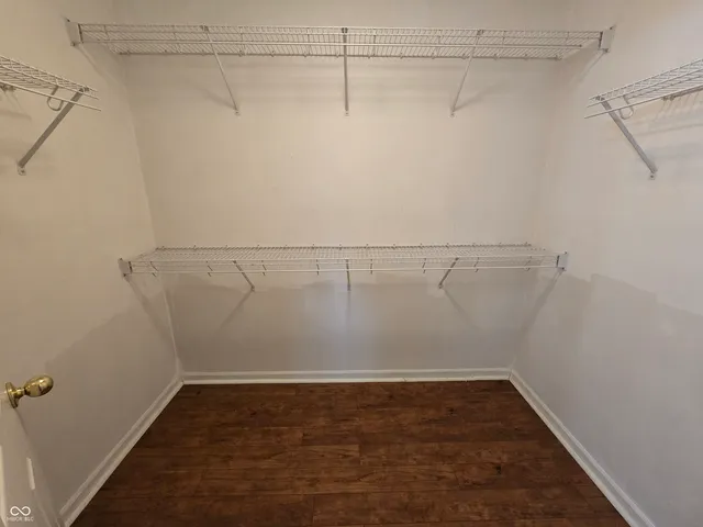 $324,900 | 654 Shortleaf Drive, Avon, IN 46123